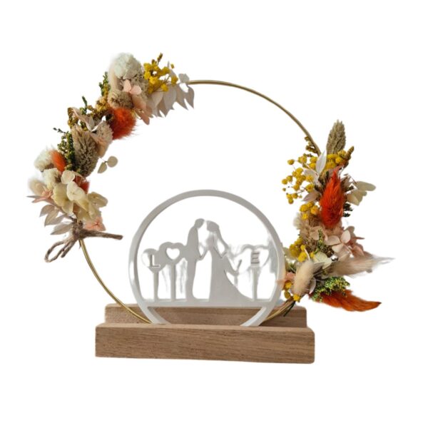Handmade stehender Blumenkranz mit Gips Ornament Love